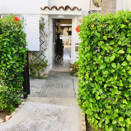 Yiallos Village Ap.007 * لارنكا